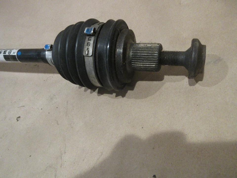 Eixo de transmissão Lamborghini Gallardo eixo dianteiro P/N 420407271 - Imagem 2 de 4