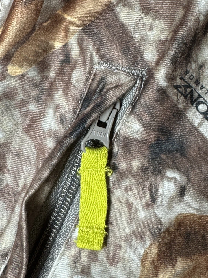 Chaqueta Camuflada Cabelas Zonz Woodland Juvenil Mediana Caza Exterior Con Capucha Cremallera Completa Foto 3 de 4