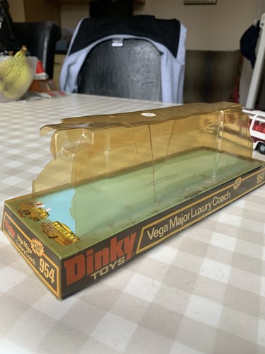 Dinky 954 Vega Major Luxury Coach - Picture 7 of 8