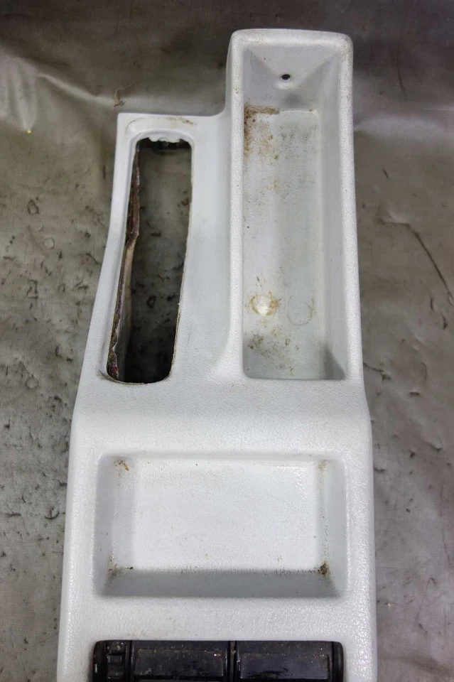 BMW E34 1991-1995 serie 5 consola central delantera gris plata claro ventilación OEM Foto 4 de 4