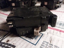 15 Amp Eaton CHF115 1 Pole Circuit Breaker with Trip Flag Type CH Tested Works 