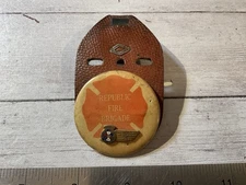 ORIGINAL REPUBLIC AVIATION FIRE BRIGADE BUTTON / PIN / BADGE