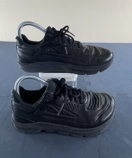 Altra Torin 5 Sneakers Women’s Size 7 Black Leather Slip Resistant