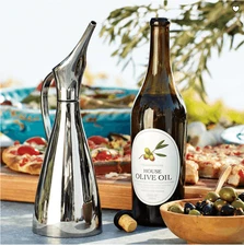 Curtis Stone Stainless Steel Olive Oil Can 16 oz Williams Sonoma Drip-Free Spout