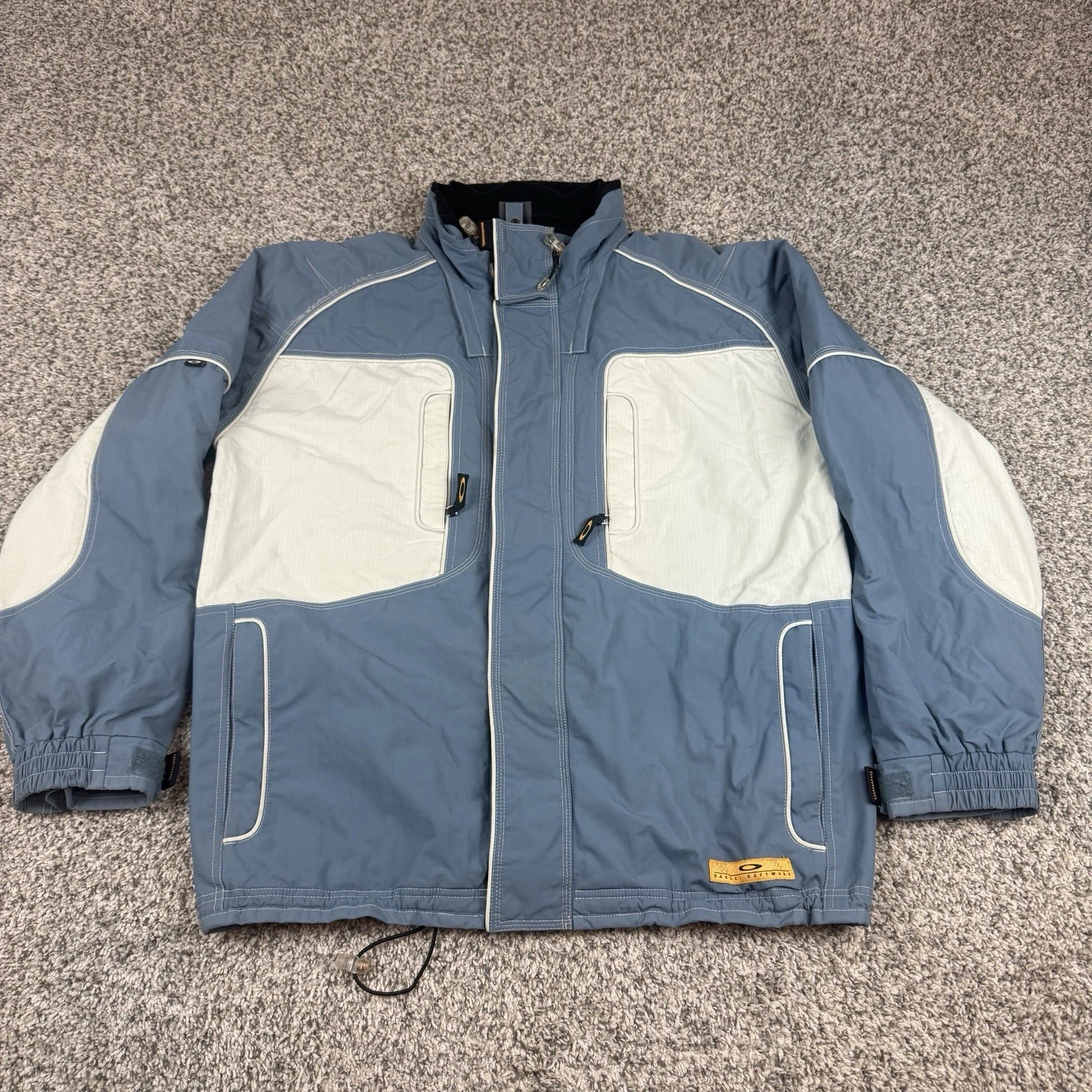 VTG Oakley Software Ski Jacket Mens Medium Blue White Technical Shell Coat Snow
Opens in a new windo