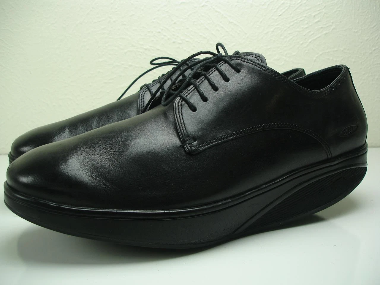Scarpe Oxford stringate uomo 9 9 5 taglia 43 MBT Kabisa nere in pelle nappa 400245 03