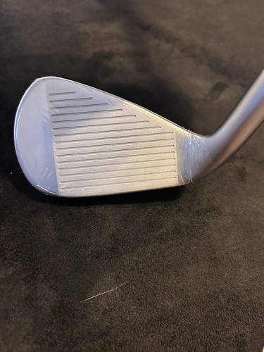NEW Srixon ZX4 Face Forged Single 8 Iron Regular Flex AMT Black R300 Steel - Picture 3 of 5