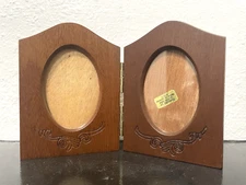 Vintage House Of Lloyd Double Photo Picture Frame Hinged Wood Oval Arch Mini