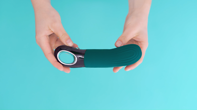 sex toy for testicles Fun Factory Manta Masturbator for Men and Luxury Male Sex Toy main image 1