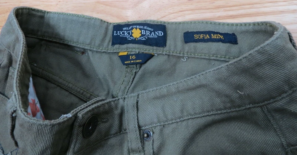 Girls Lucky Brand Sofia Mini Skirt Olive Green Embroidered Stars Size 16 - Image 3 of 4