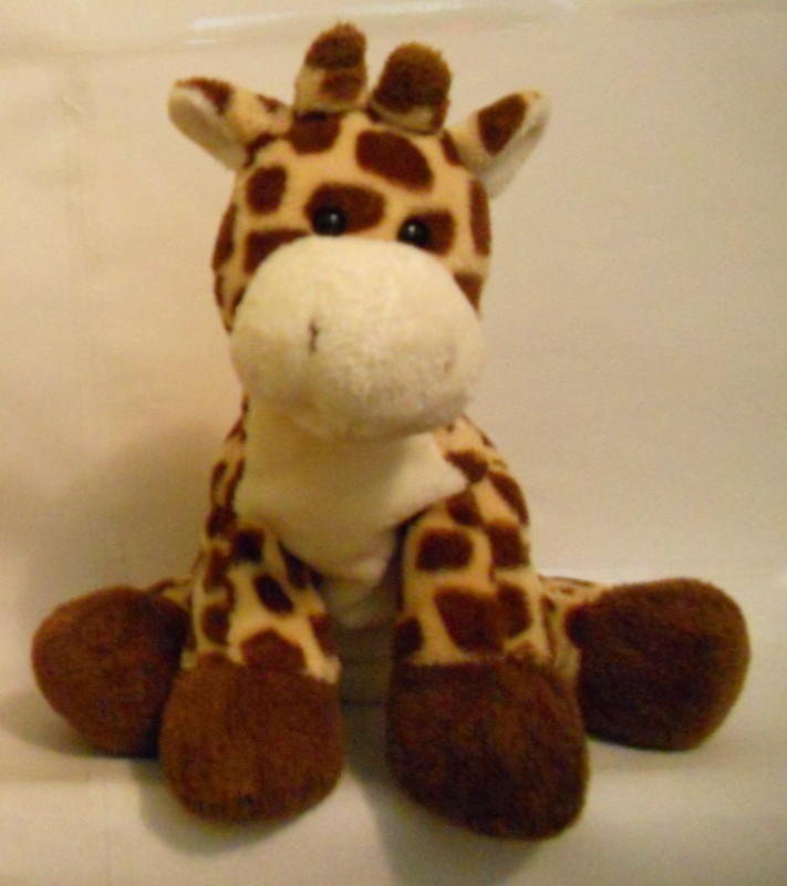 Ty Giraffe ***MODIFIED READ*** 8.5 Inch Stuffed Toy 2006 (No Hang Tags)