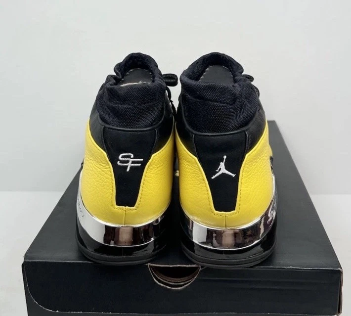 Talla 8.5 - SoleFly x Air Jordan 17 Retro Bajo Reverso Relámpago Como Usado Una Vez Foto 4 de 4