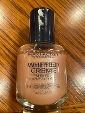 Max Factor Whipped Creme Makeup 349 Shimmering Natural 90% Full