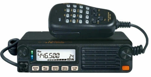 Transmisores de radio Yaesu para radioaficionados