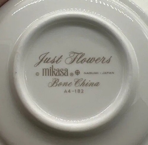 Set of 4 - Mikasa Just Flowers Cups & Saucers Coffee Mug Tea Cup A4-182 - Picture 4 of 5