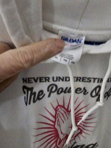 GILDAN SIZE XL HOODIE "NANNY" - Picture 2 of 3