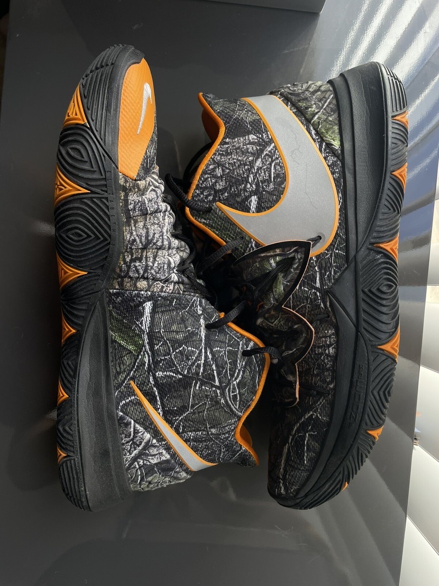 kyrie irving shoes taco