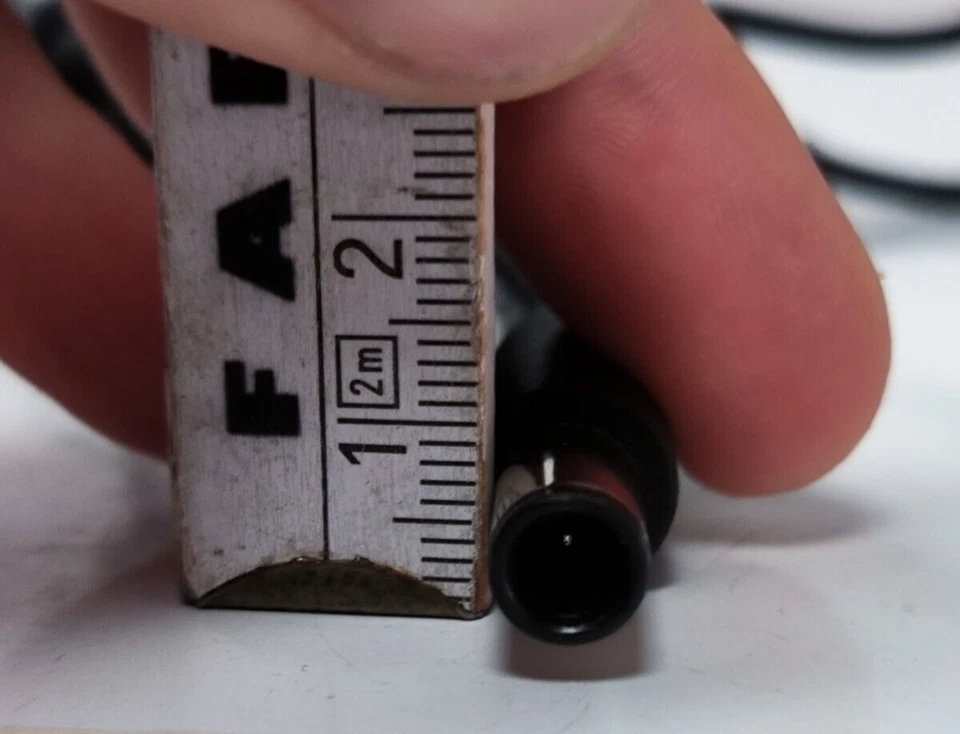 Original Dell Notebook Ladegerät PC mit Runde Stecker Netzteil 19.5V 3.34A 65W - Bild 2 von 4