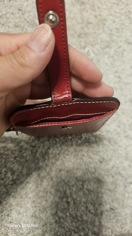 LODIS Audrey Cuero Rojo Teléfono Inteligente Identificación y Estuche para Tarjeta/Correa de Muñeca Desmontable Foto 3 de 4