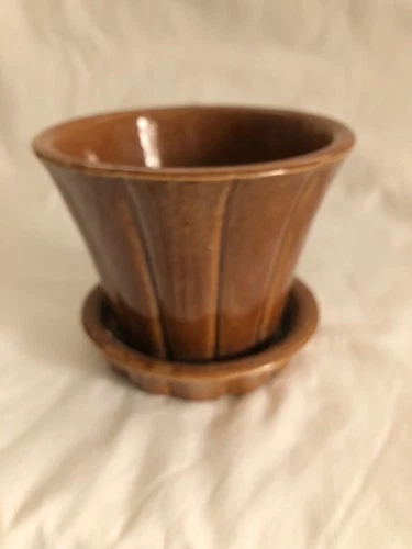 Vintage MCCOY Brown Pot with attached saucer FLARED PANELS 4" Tall 5" Wide (T-1)