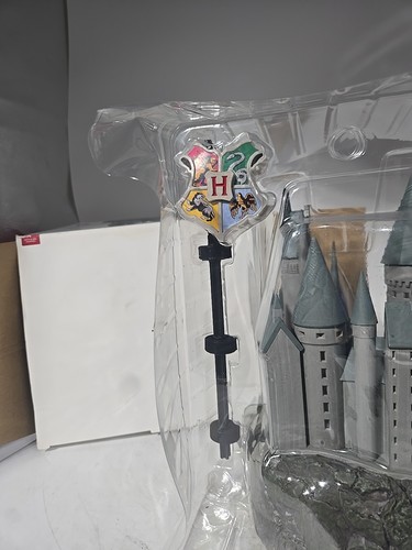 Hallmark Keepsake HARRY POTTER HOGWARTS CASTLE MUSICAL TREE TOPPER NIB 2002 - Picture 9 of 10