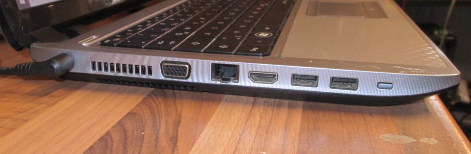 TERRA Mobile 1586P. SSD Festplatte. Nvidia HD Grafik. Windows 10Pro, Office 2019 - Bild 4 von 4