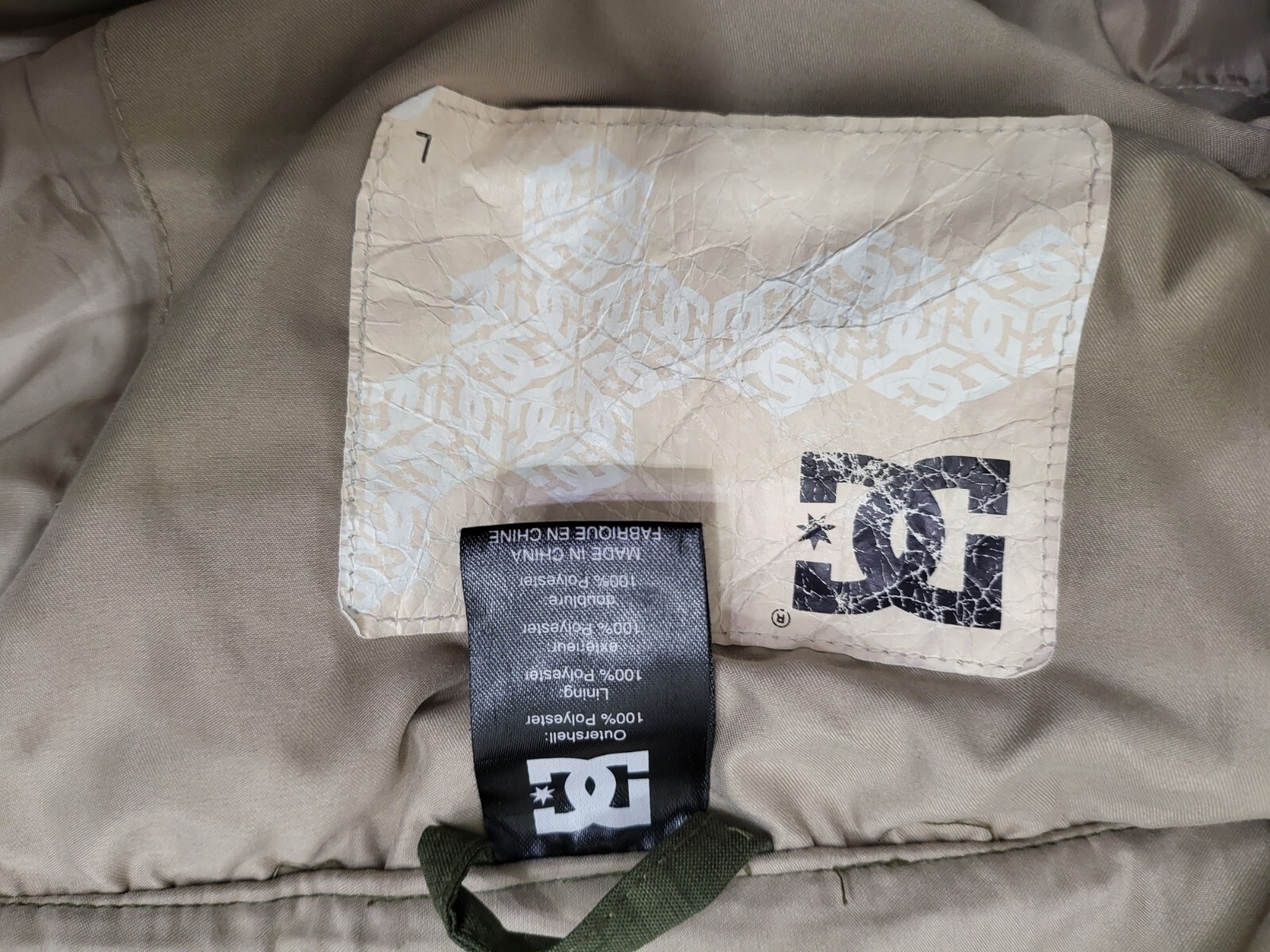 DC 5K Series Ski Snowboard Pants L Exotech 5000 Large Cargo Pockets EUC!!