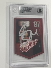 Brendan Shanahan Signed Card 1997 Red Wings Stanley Cup Card IP Slabbed Beckett