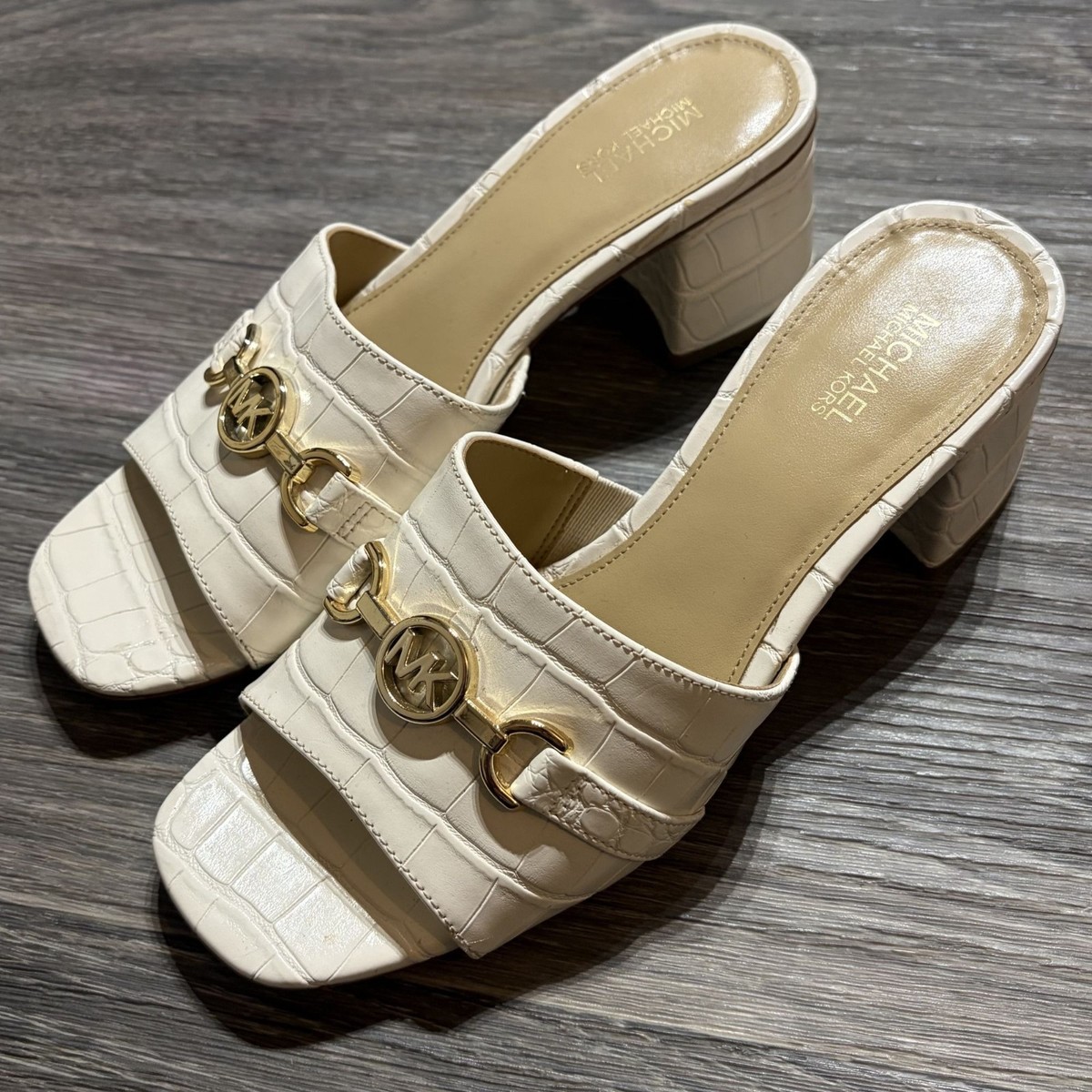 Michael Kors Size 7 Cream Croc Embossed Block Heel Slide Sandals