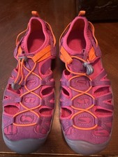 Keen Youth Girls Whisper Pink / Purple Waterproof Hiking Sandals Sz 5 US