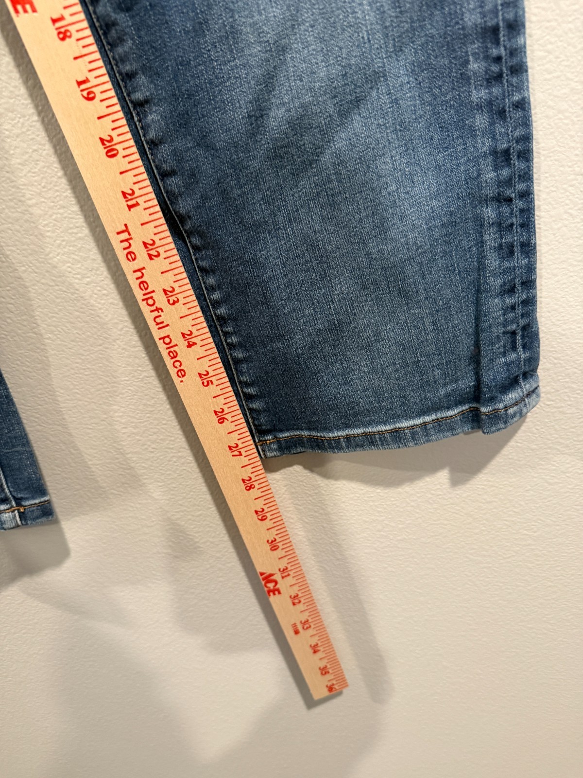 Jag Relaxed Boyfriend Jeans Women 10 Blue Denim Distressed Straight Leg 5 Pocket