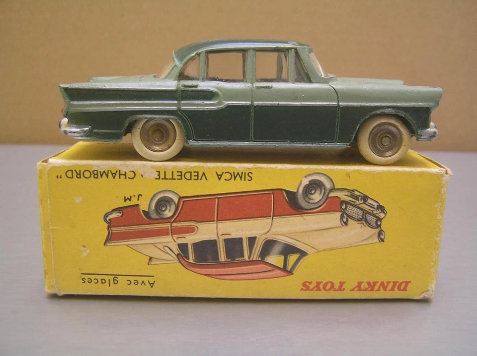 Dinky Toys 24K Simca Vedette Chambord Concave Hubs made in France 1/43 rare NMIB - Image 4 of 4
