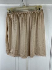 Vanity Fair Women s Nylon Half Slip Beige Lace Trim Solid Size M 16 NWT