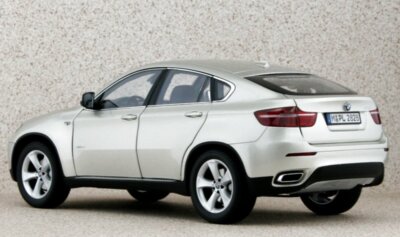 1/18 京商　 X6 xDrive 50i ミニカー　ホワイト 1/18 京商 X6 xDrive 50i ミニカー ホワイト BMW X6 - xDrive50i