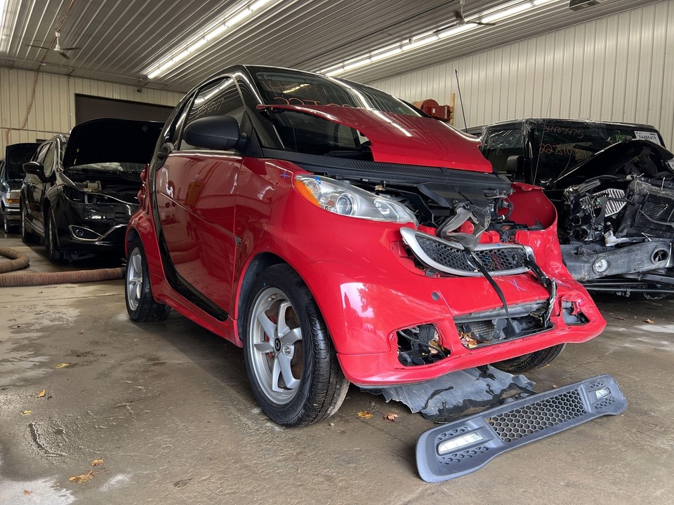2015 SMART FORTWO PASSENGER RIGHT FRONT DOOR POWER WINDOW RALLY RED ECF ...