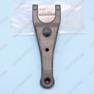 Suzuki Vitara XL-7 Clutch Release Fork 23211-85F01 | Front