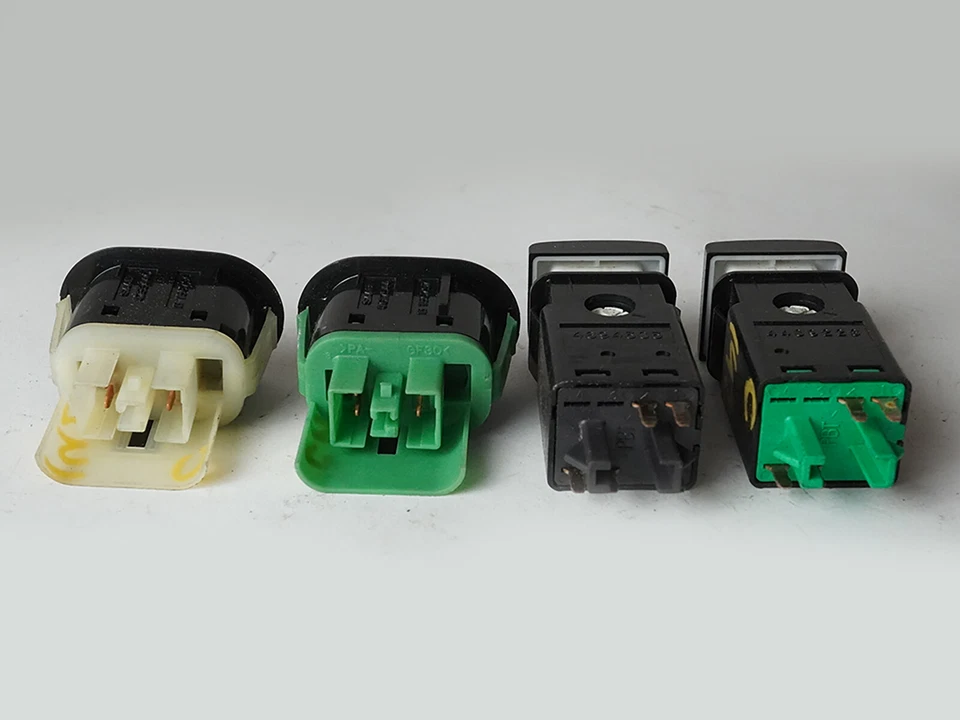 2000 - 2003 Saab 9-5 Trunk Release Fuel Door Opener Tcs Headlight Switch Button - Image 3 of 4