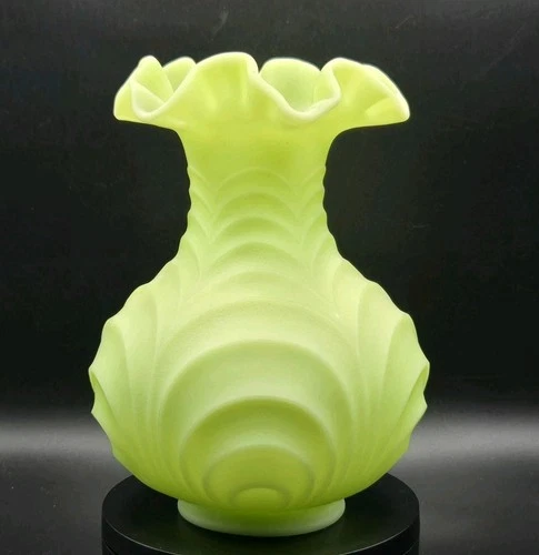 Fenton 1950s Custard Satin Drapery Uranium Ruffled Rim Vase 7-1/2”H