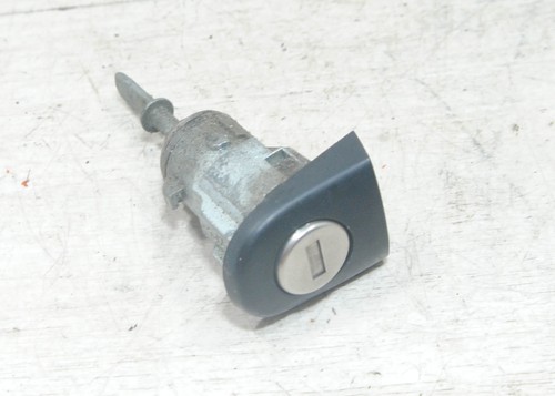 VW Polo 9N 2002 Schliess Zylinder OHNE Schlüssel Tür vorne RECHTS #150848-G270