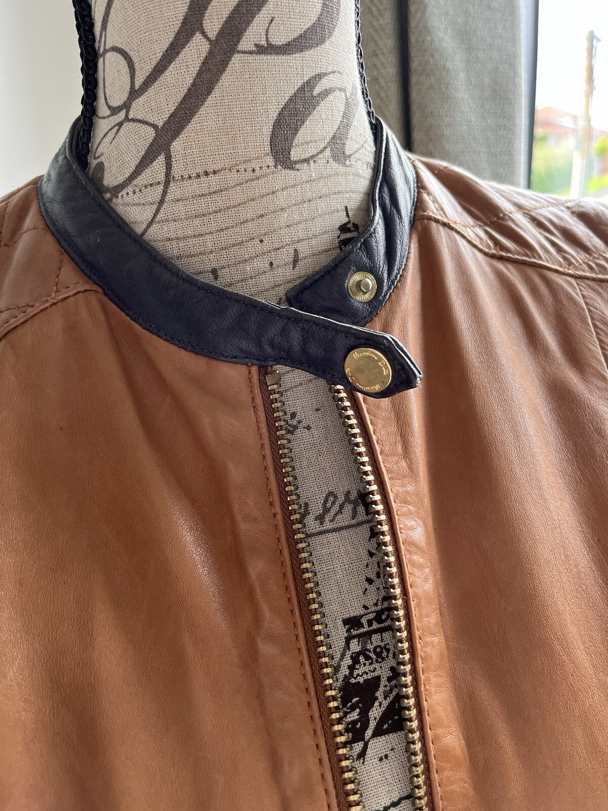 Women’s Massimo Dutti Leather Jacket, Brown & Navy, Size Medium, Worn Once image 3