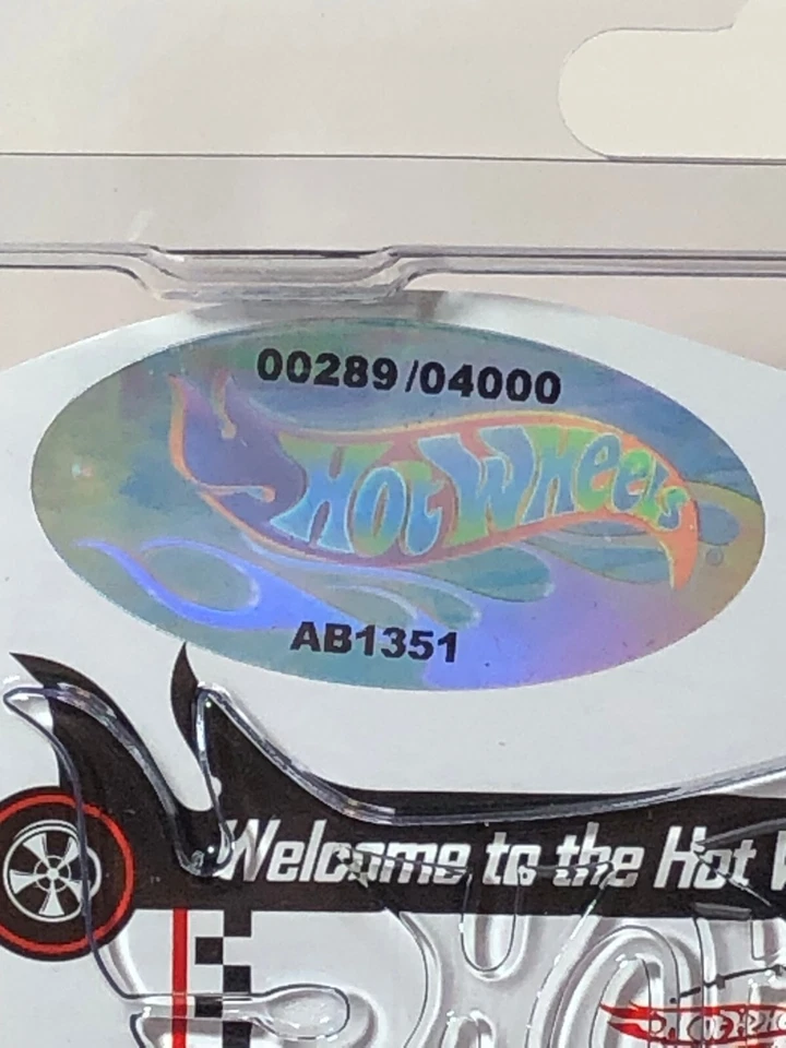 Hot Wheels 2006 Red Line Club Beach Bomb demasiado cromado #289/4000 con botón y tarjeta Foto 3 de 4