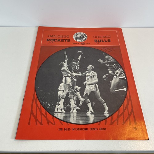 1968 Basketball Program, San Diego Rockets @ Chicago Bulls scored March 20 Riley - Picture 2 of 11