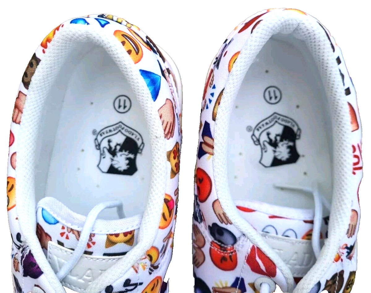 Vlado Footwear Milo Low Top Canvas Emoji Sneaker Men’s Size 12 New with Box Vlado Emoji White Milo Low Top Lace Up Sneakers Size 6.5/8  main image 4