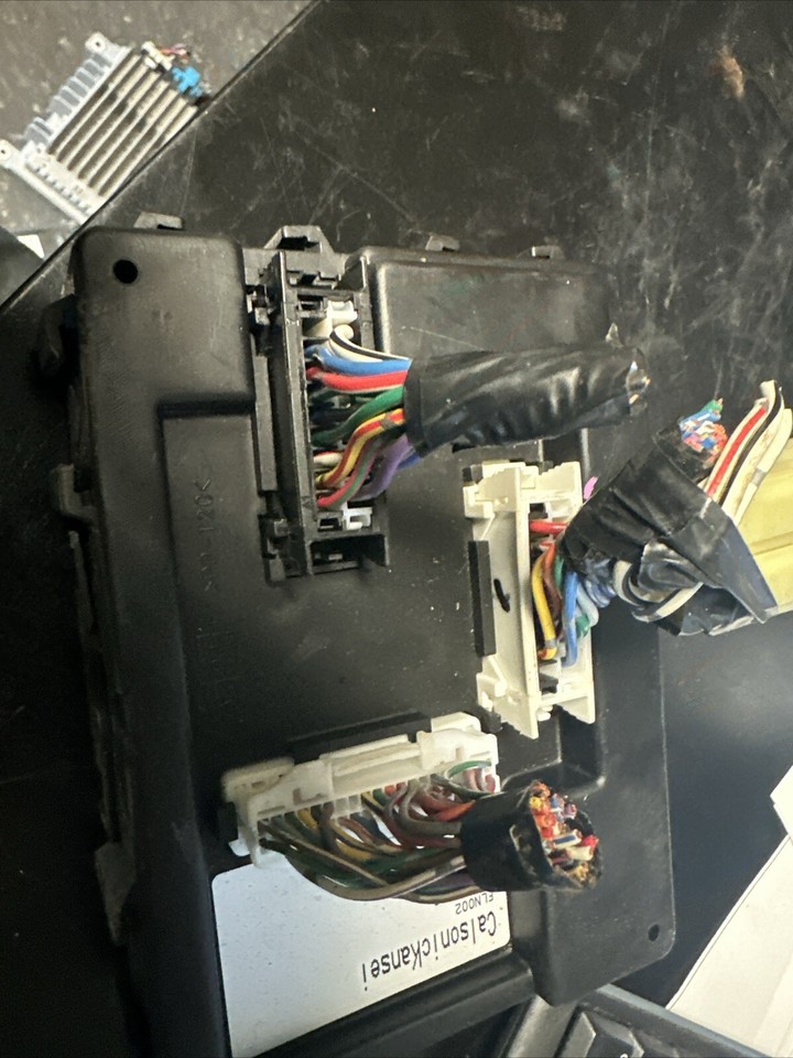 20032008 INFINITI FX35 BODY CONTROL MODULE BCM 284B1CL000 OEM B2 eBay