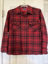 Pendleton Flannel Adult Men  s Sz M Red Navy Plaid Wool Button Up Collar Vintage