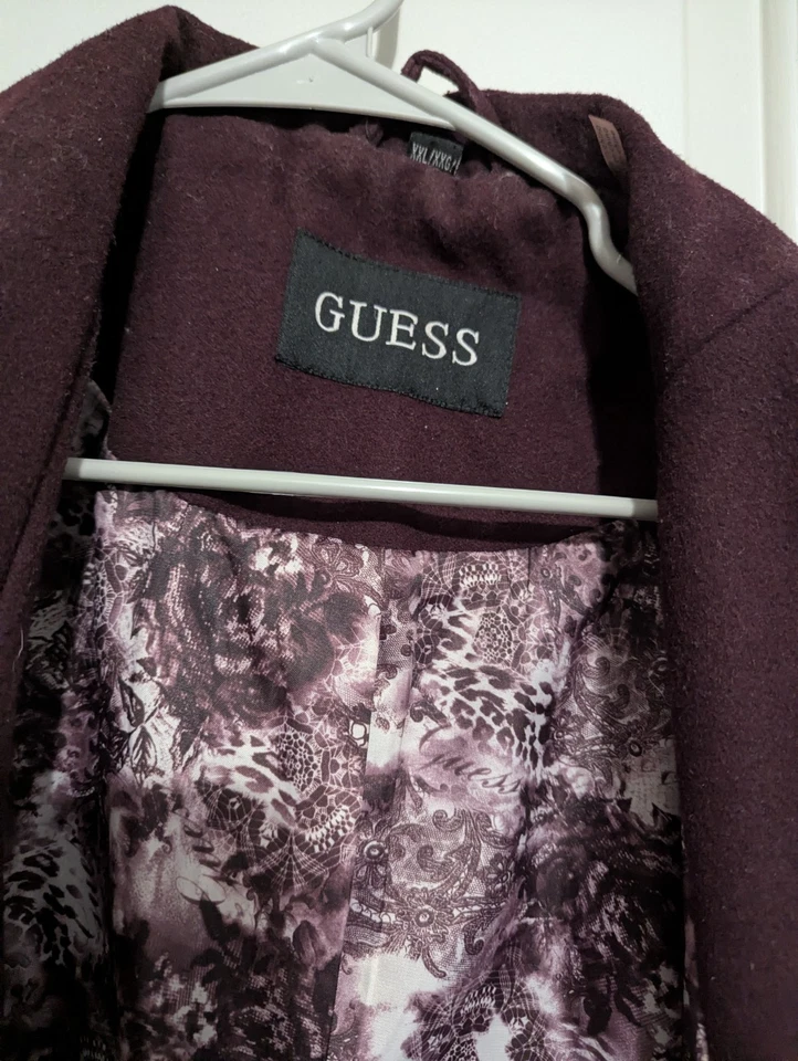 Abrigo de lana grueso y pesado GUESS talla XXL borgoña usado en excelente estado Foto 4 de 4