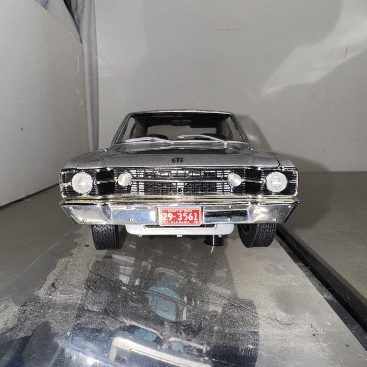 ミニカー Highway61 1968 Dodge Dart GT SPORT 2003 Highway 61 Collectibles 1968 Dodge Dart GT Sport 1:18