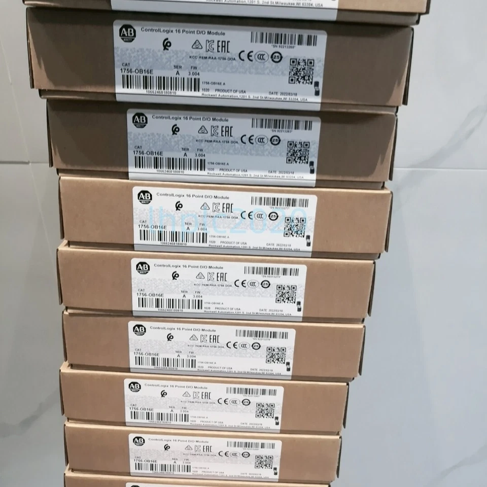 New Factory Sealed 1756-OB16E SER A ControlLogix 16 Point D/O Module 1756OB16E - Image 3 of 4
