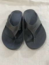 OOFOS Women's Black Sandals Size 7