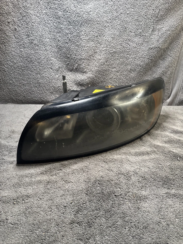 Conjunto de faros halógenos derecho lado pasajero Volvo C30 2008-2010 Foto 3 de 4